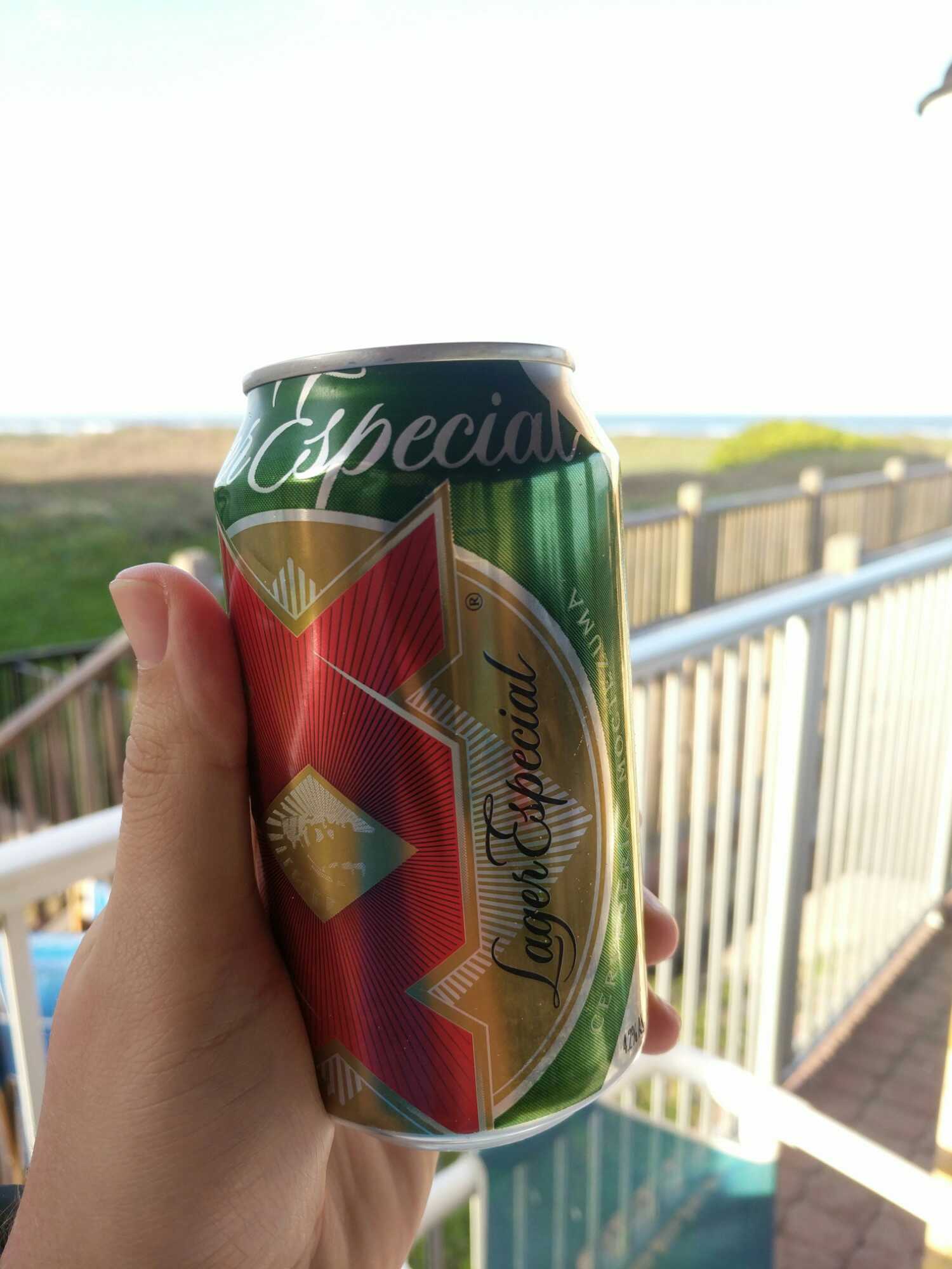 Dos Equis Lager Especial